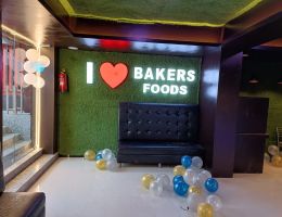 Baker's Food, The Cake Shop