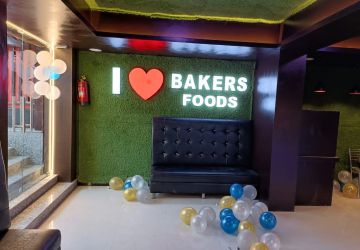 Baker's Food, The Cake Shop
