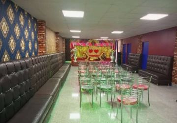 Baker's With Party Hall