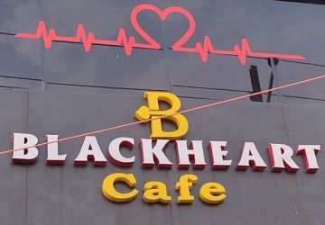 Blackheart Cafe